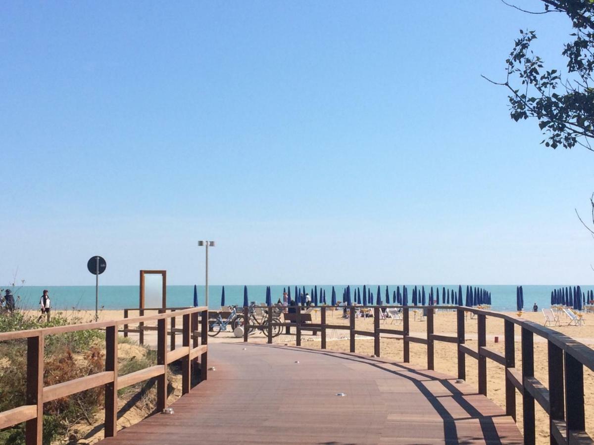 Isola Clara - Appartamenti Bibione Exterior foto
